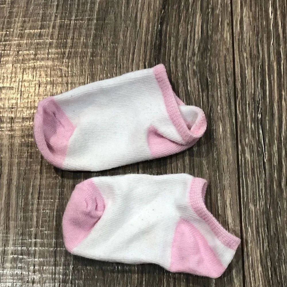 Assorted Newborn and Baby Socks Collection 16 pairs